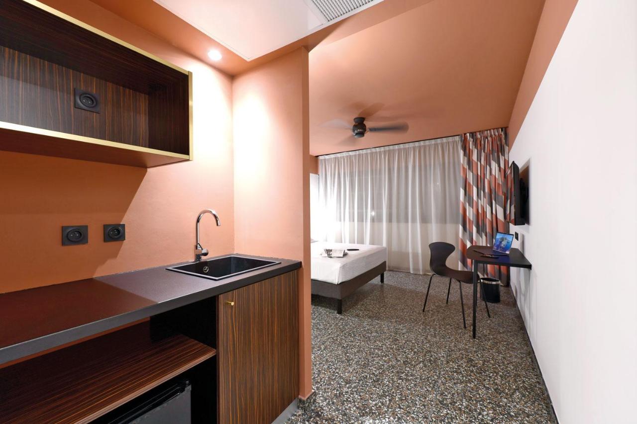 Dina Morgabine Saint Denis Hotel Ngoại thất bức ảnh
