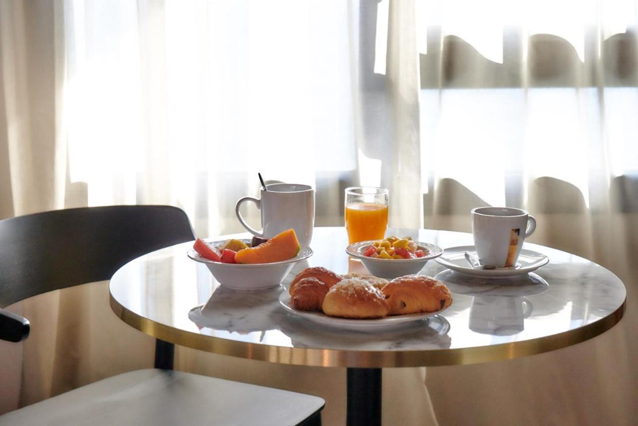Dina Morgabine Saint Denis Hotel Ngoại thất bức ảnh