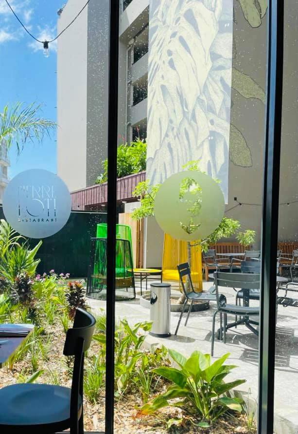 Dina Morgabine Saint Denis Hotel Ngoại thất bức ảnh